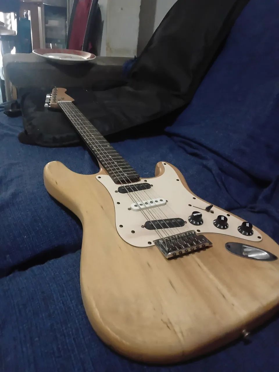 Guitarra com eletrica de strinberg - Foto 3