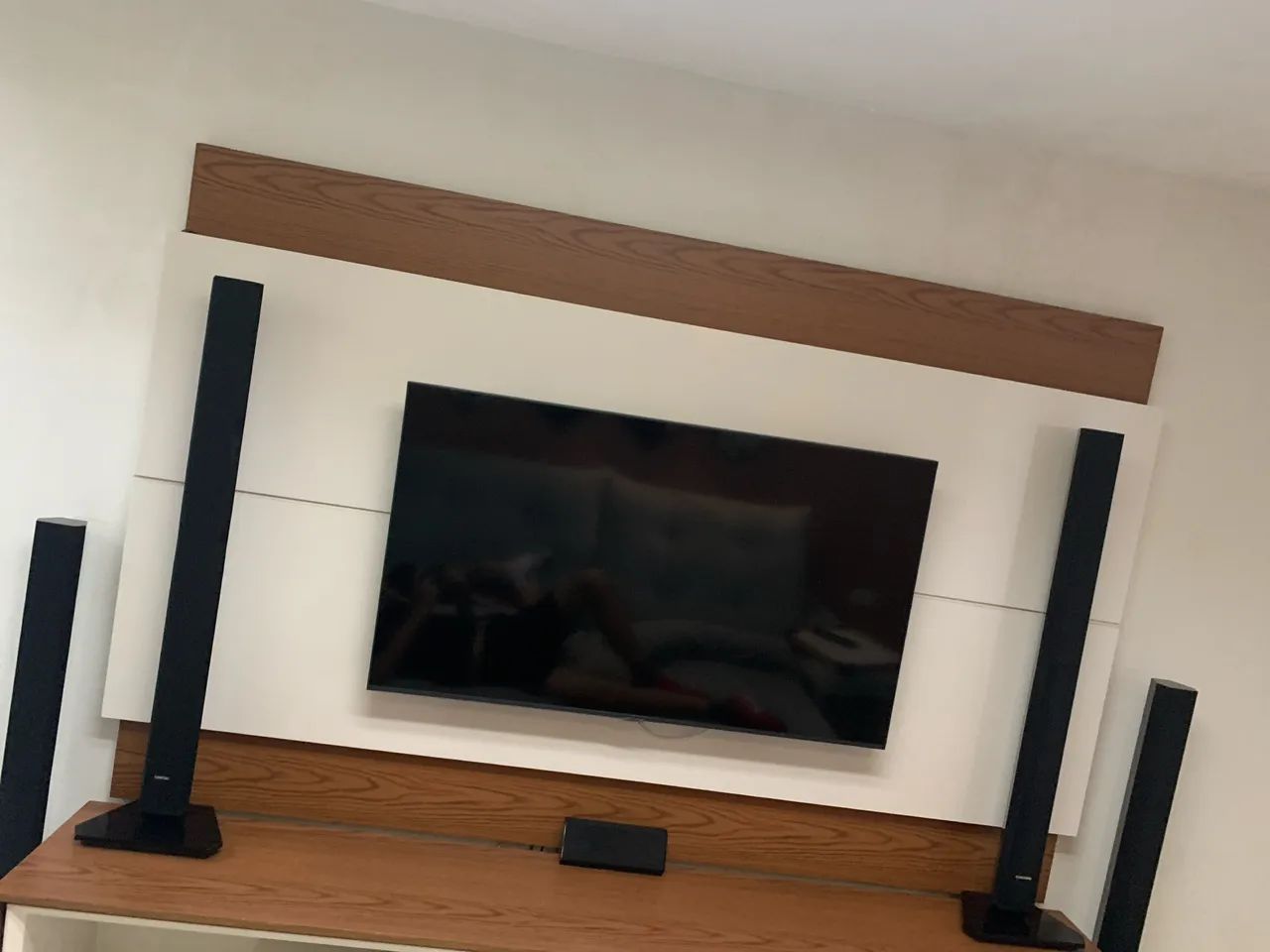 Painel para TV (parte superior) 219 x 138 cm - Foto 3