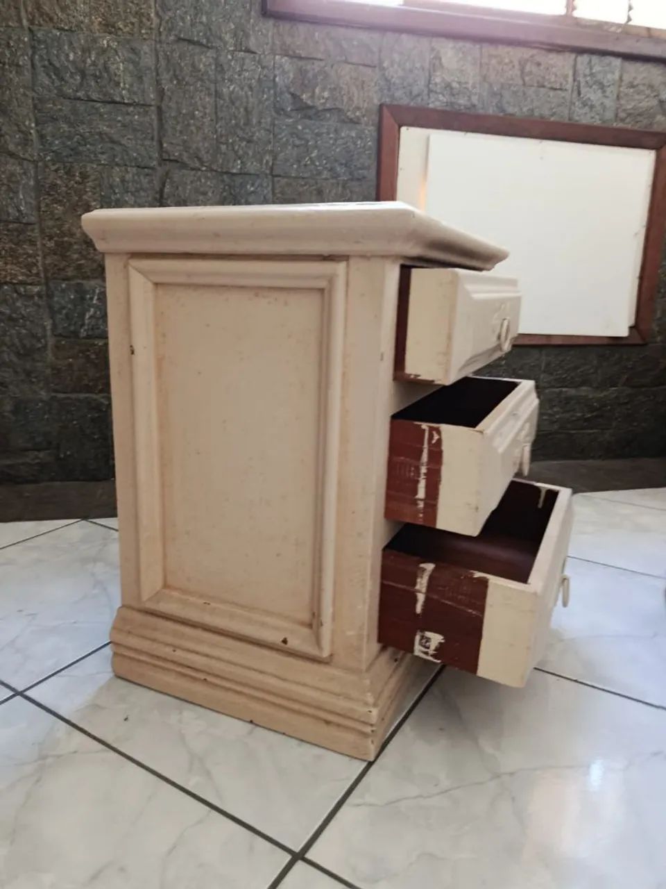 Mesa de cabeceira madeira de lei - Foto 3
