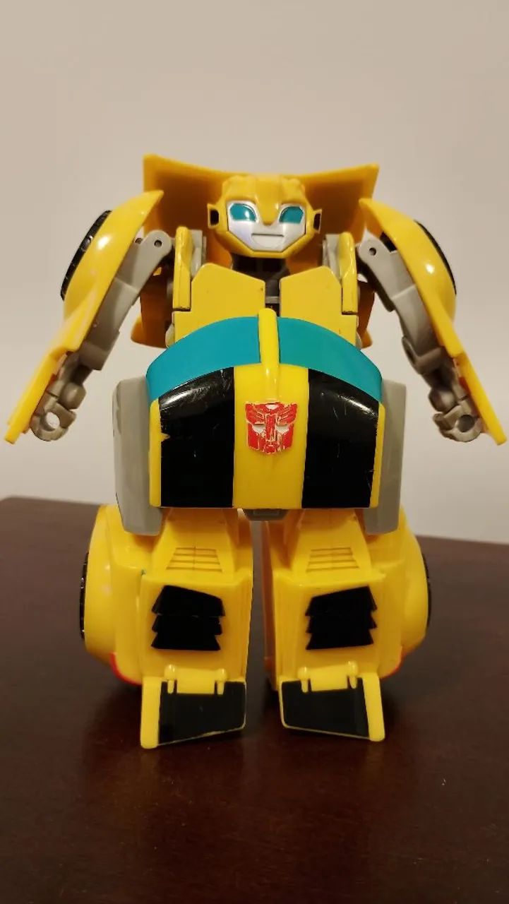 Boneco de ação Transformers Rescue Bots Bumblebee - Foto 3