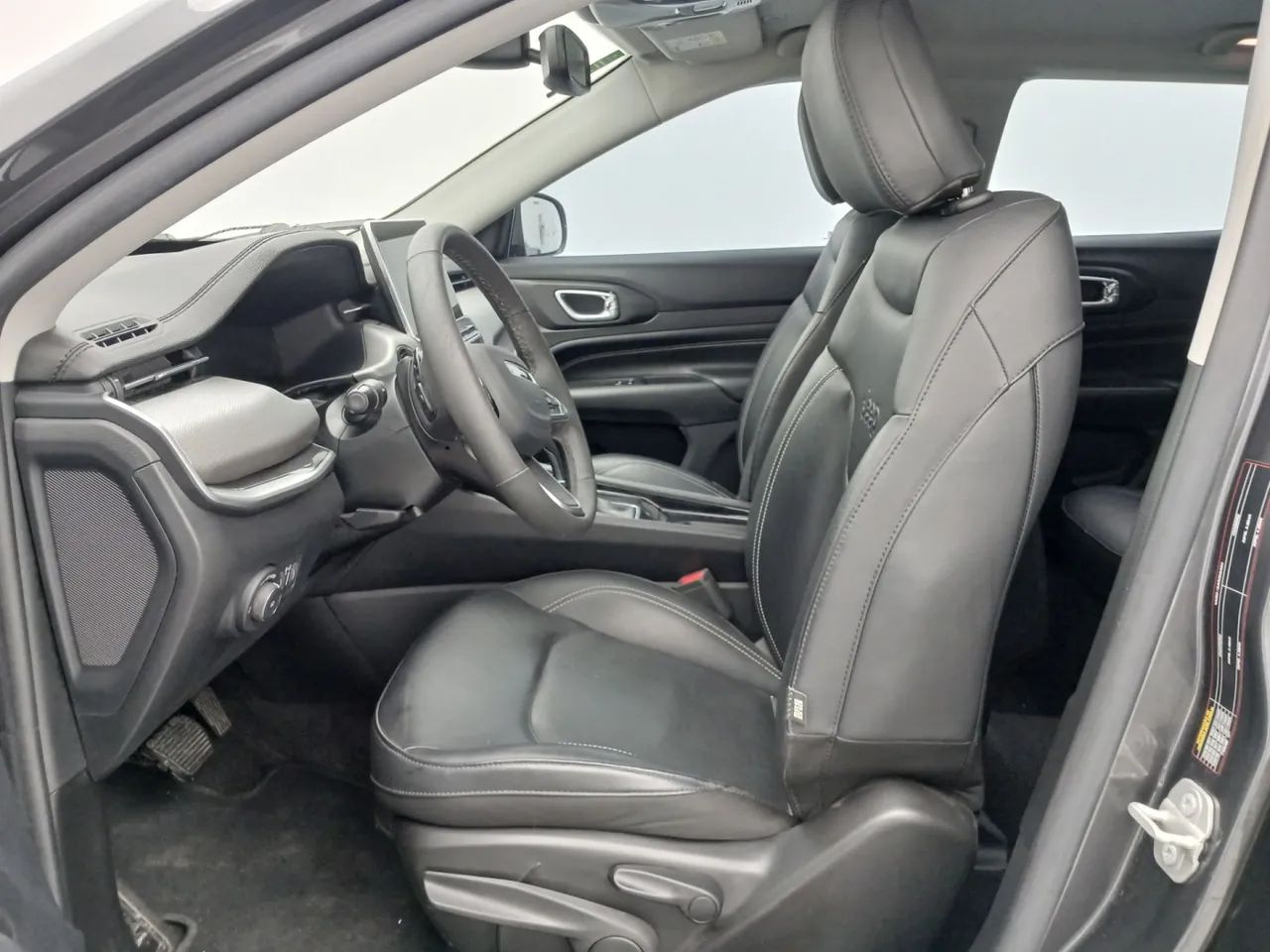 Jeep Compass LONG. T270 1.3 TB 4x2 Flex Aut., foto 16 de 18
