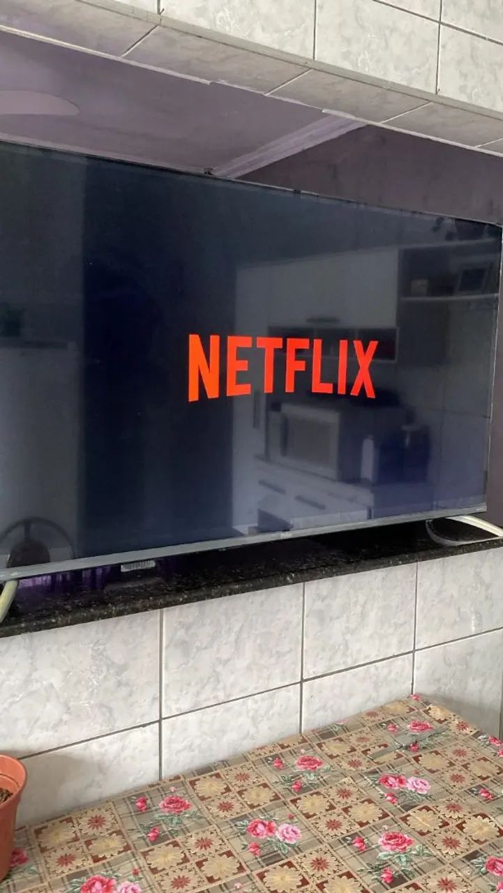 Vendo essa tv da Philco 55 polegadas smart roku  - Foto 3
