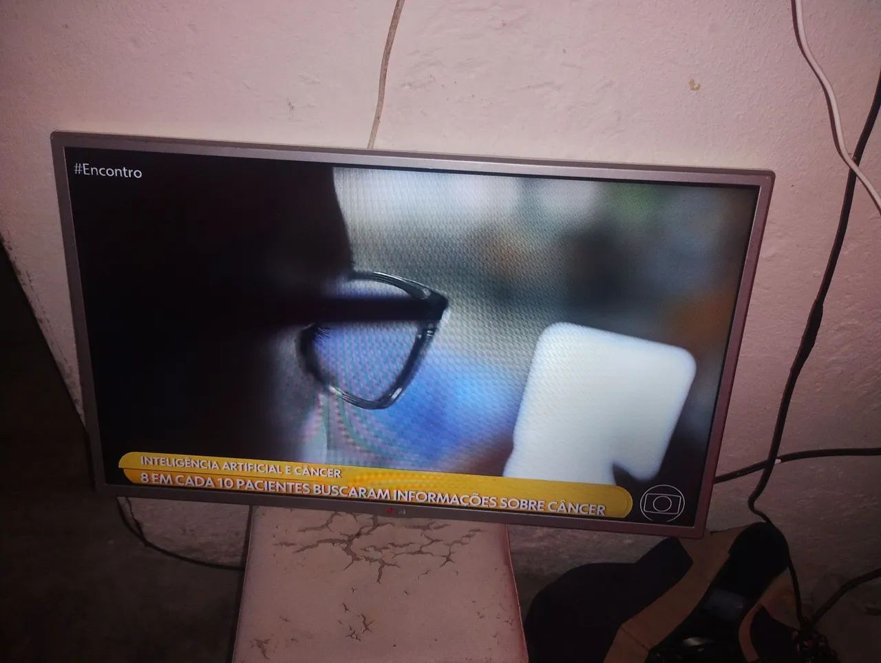 tv LG smart 32 polegadas com pequeno defeito no som  - Foto 4