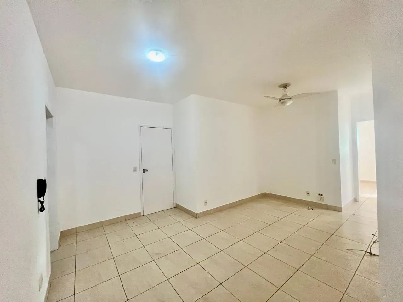 Vendo apartamento com 2 quartos e área privatica no Alto da Glória - Foto 3