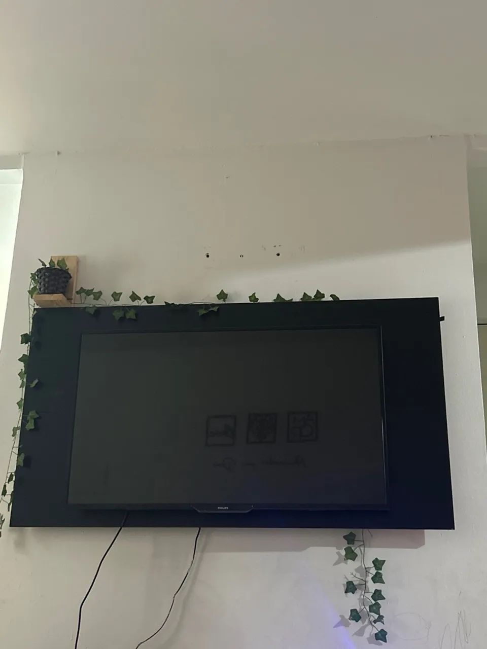 Rack com painel preto  - Foto 2