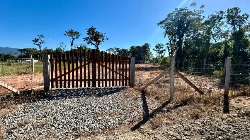 TERRENO 2.400m2 IDEAL PARA CASA DE CAMPO  - Foto 2