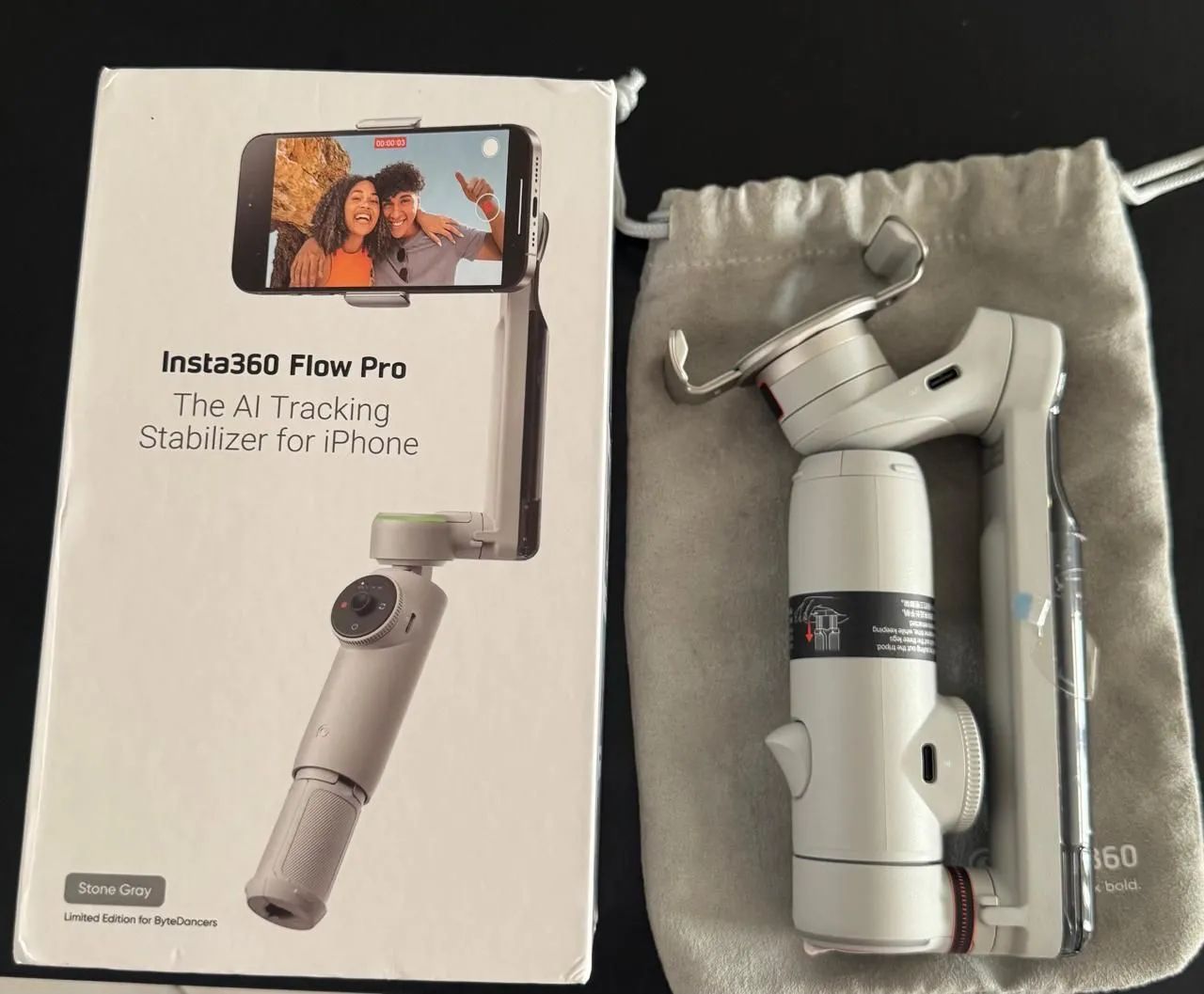 Gimbal Insta360 Flow Pro - Novo, na Caixa e com Plásticos!<br>Descrição: - Foto 3