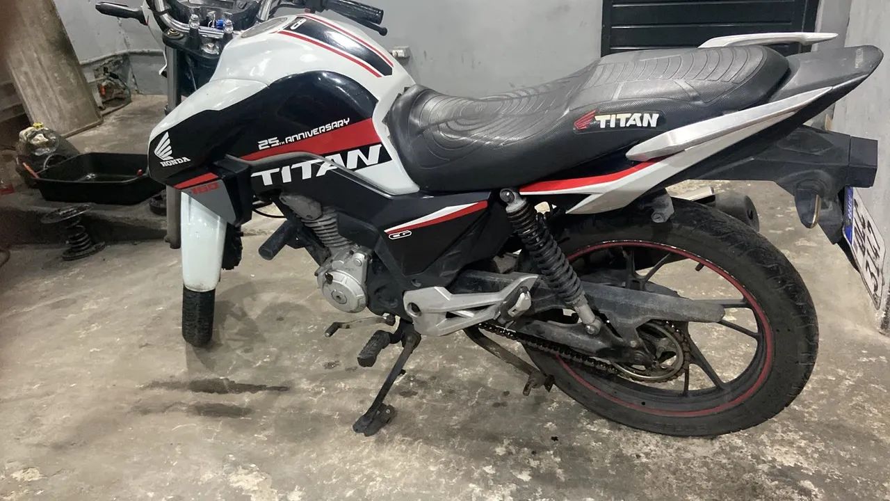 VENDO TITAN  - Foto 4