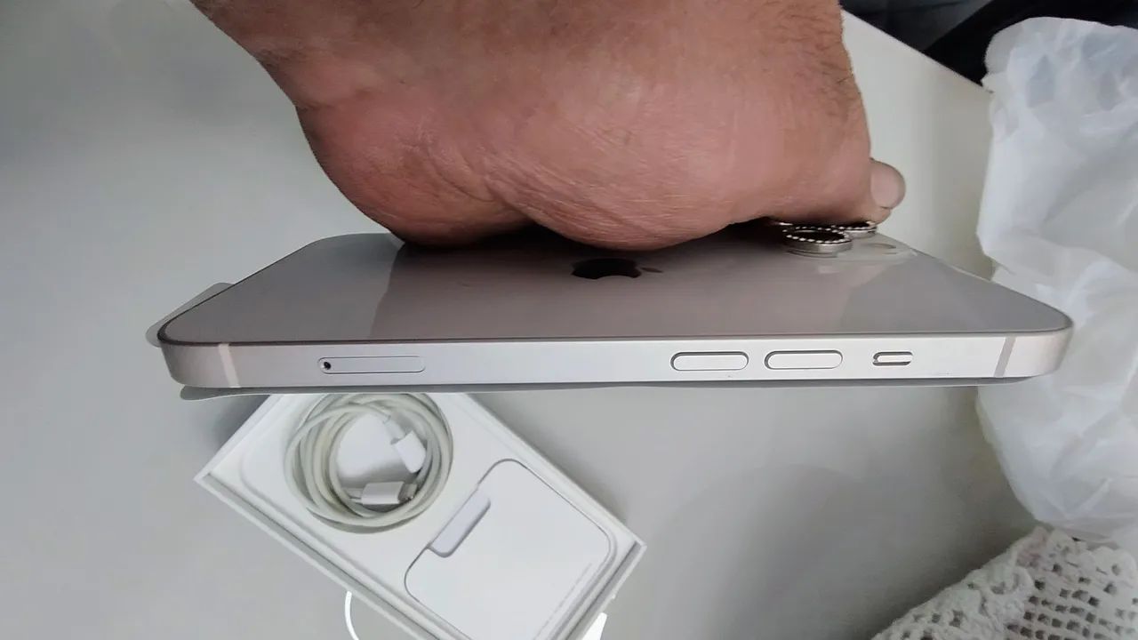 iPhone 13, 256gb extremamente novo! - Celulares e Smartphones