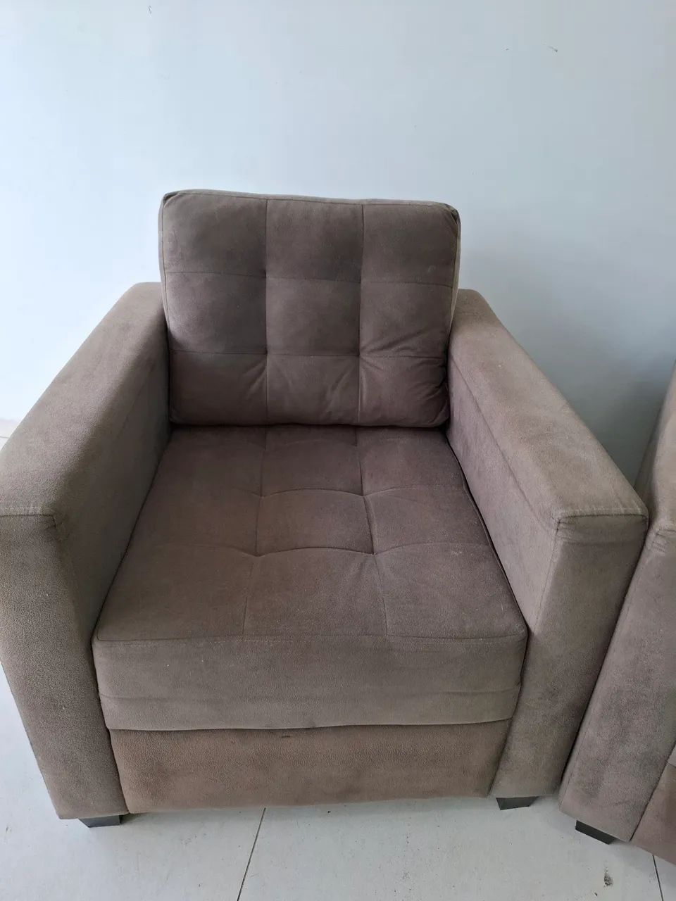 Conjunto de poltronas em veludo