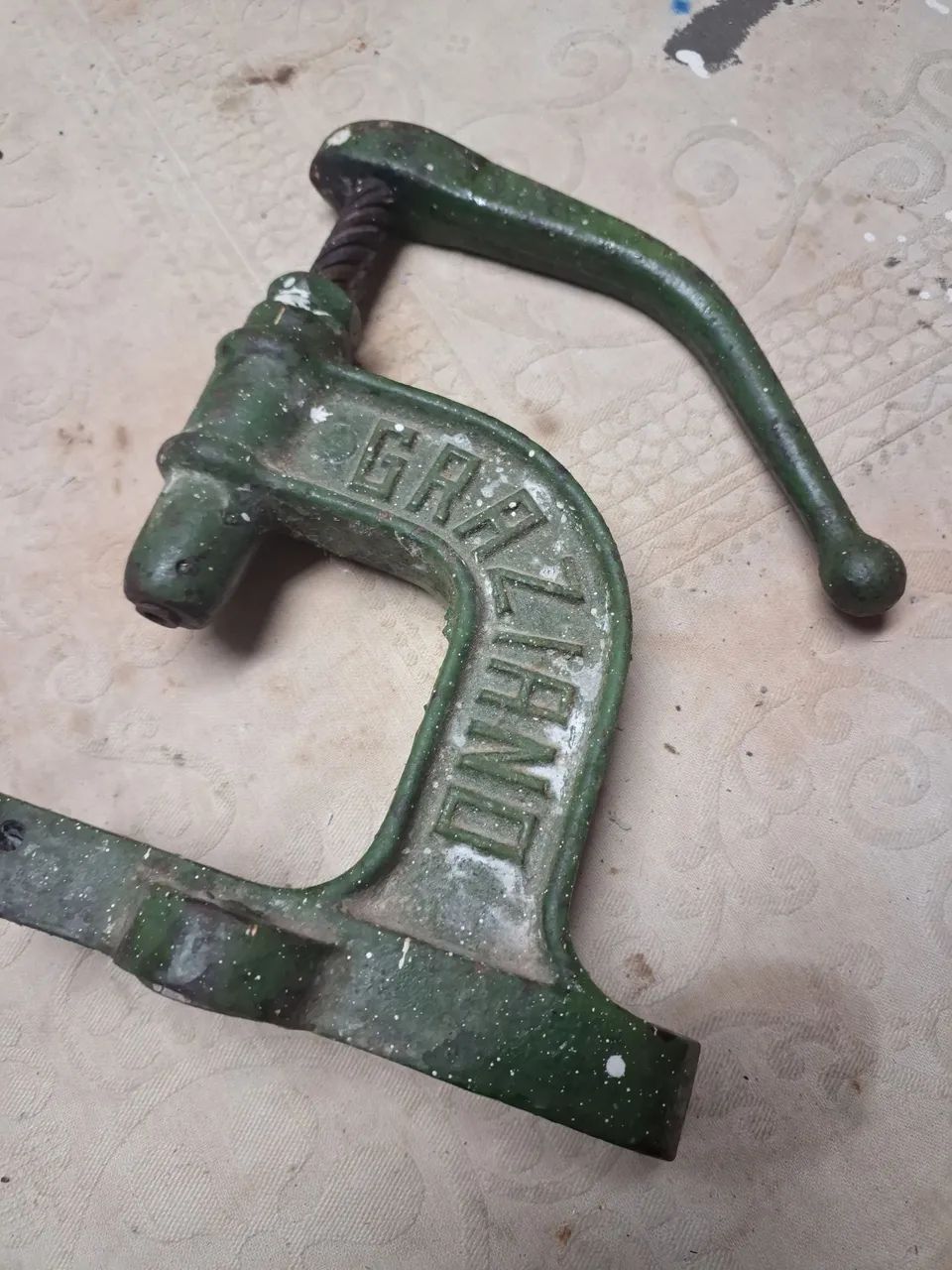 maquina para prender botões de metal 