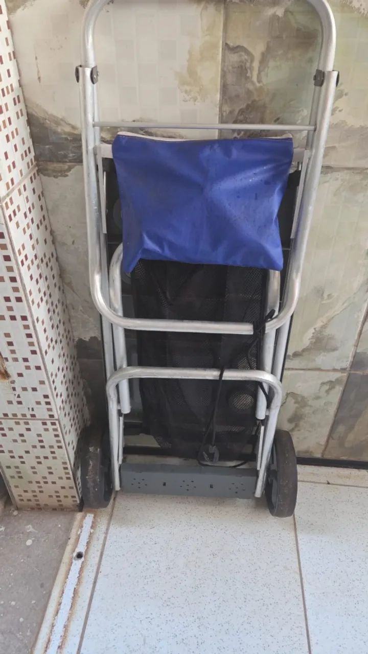 carrinho tipo mesa para transportar cooler pouco usado