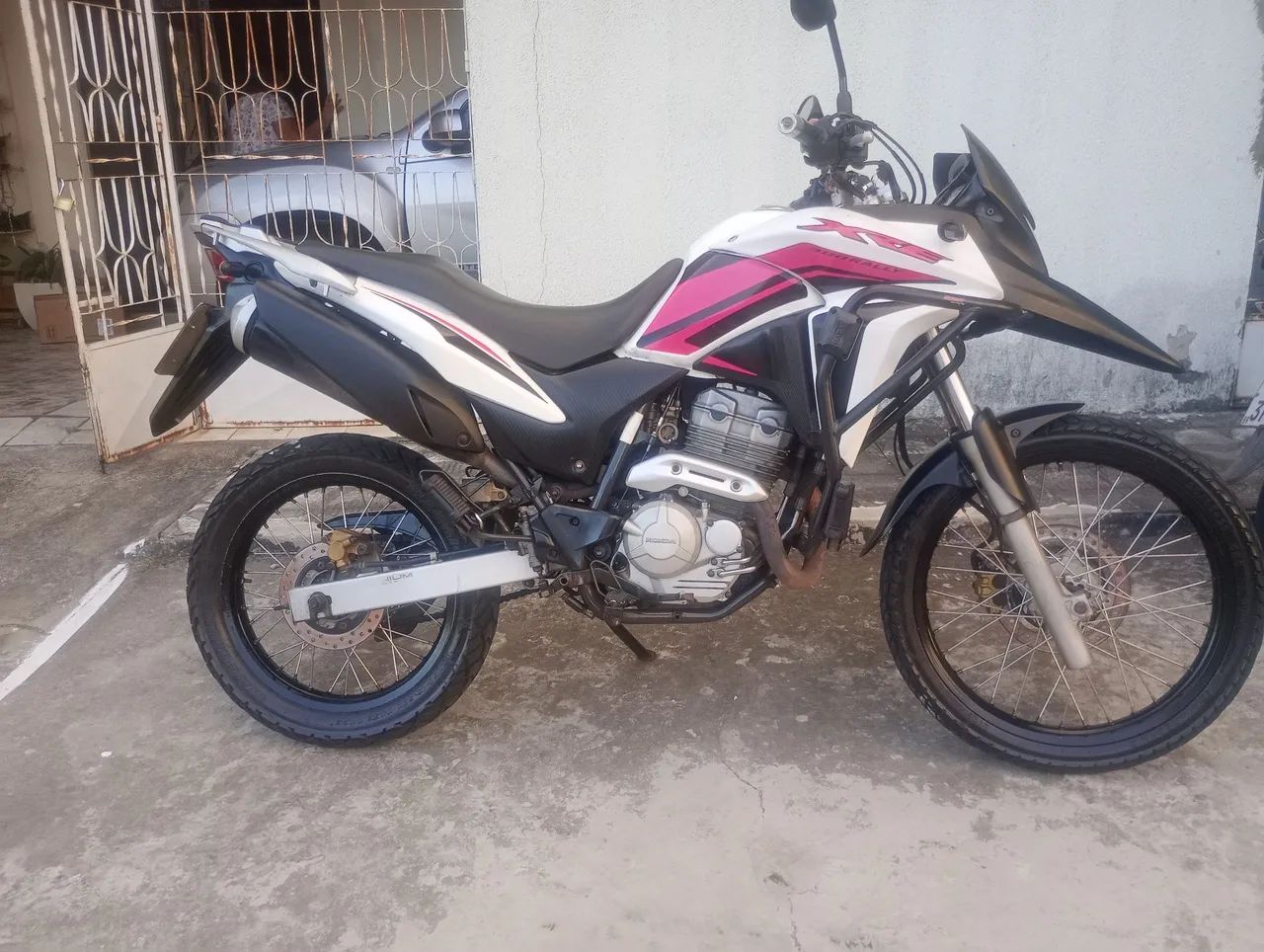 XRE 300, ano 2014 modelo 2015 - Foto 2