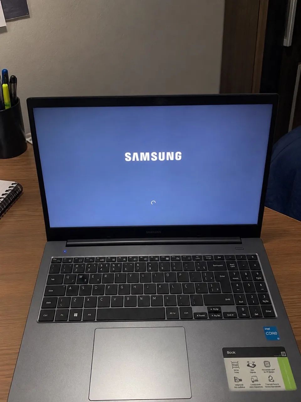 Vendo notebook pra sair rápido 