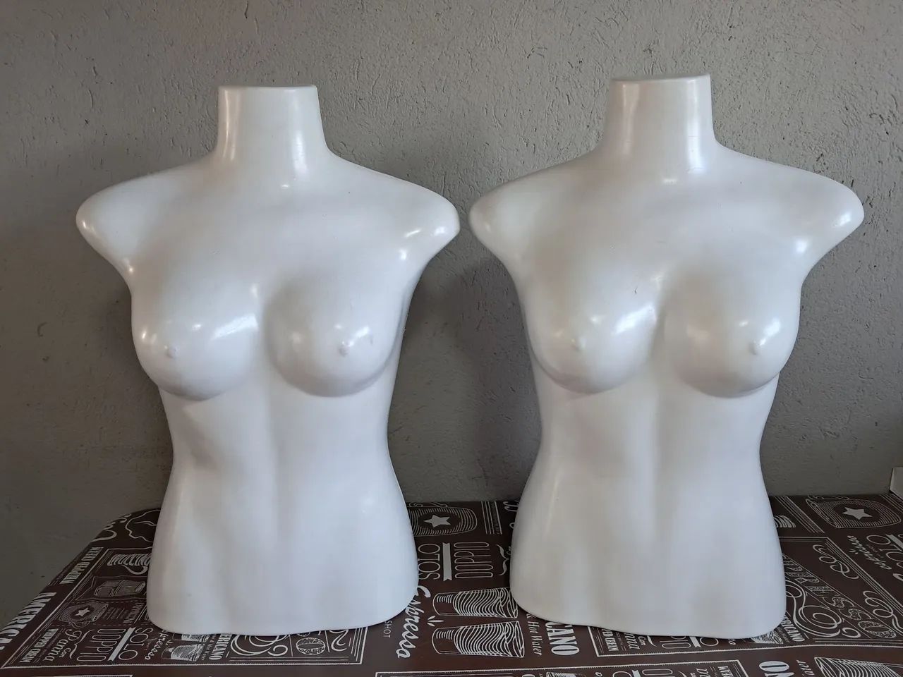 Vendo Manequim feminino,  de busto  e shorts - Foto 5