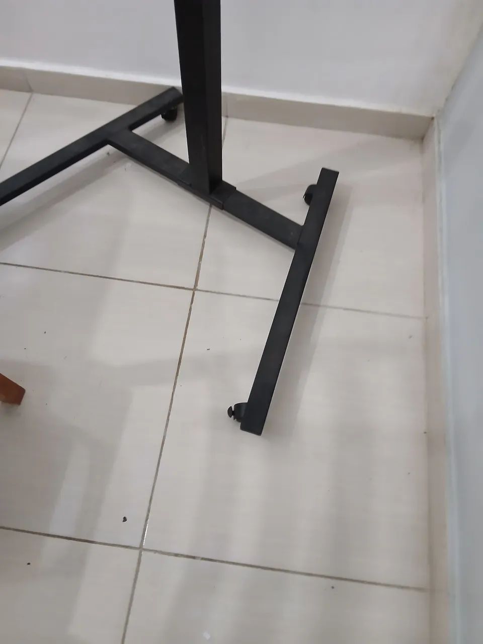 Suporte de TV de chão  - Foto 2