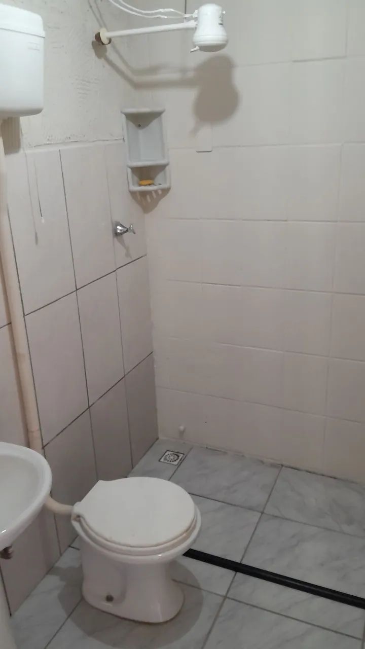 Alugo kitnet mobiliada.fone *) - Foto 5