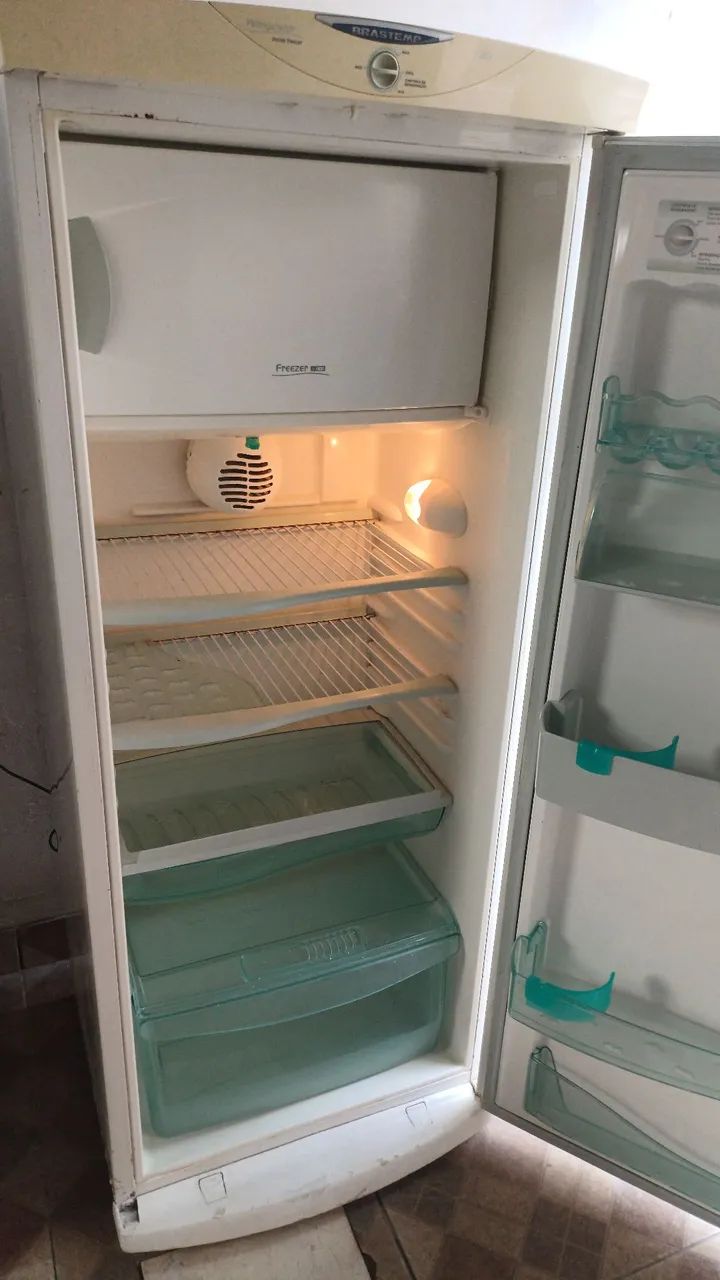 Geladeira Brastemp  - Foto 3