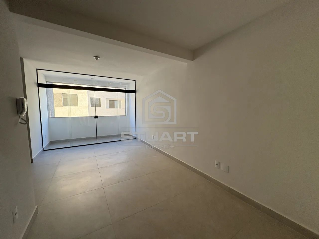 Apartamento com 2 quartos, suíte e 1 vaga!