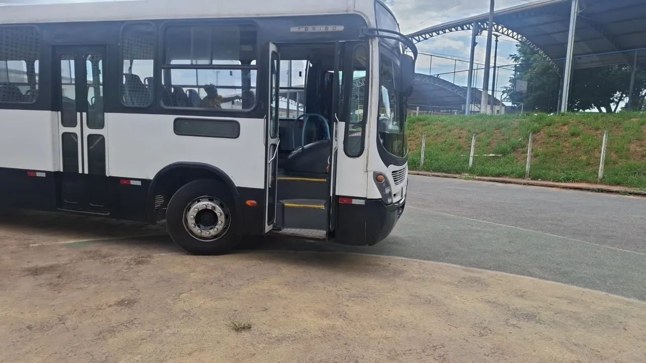 Vendo ônibus 1722