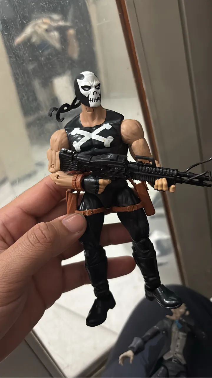 Marvel legends ossos cruzados