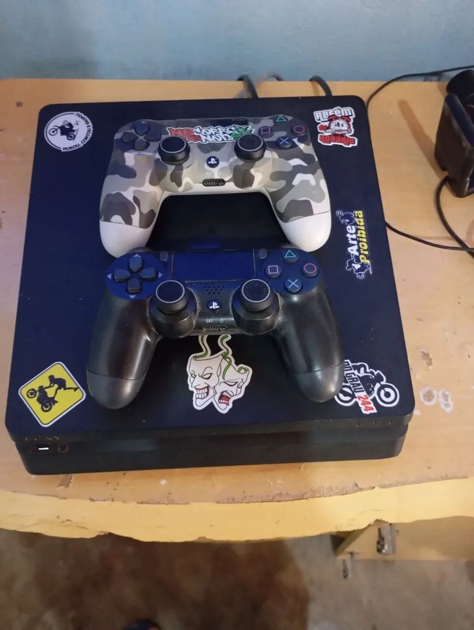 Vende-se videogame PS4 slim - Foto 2