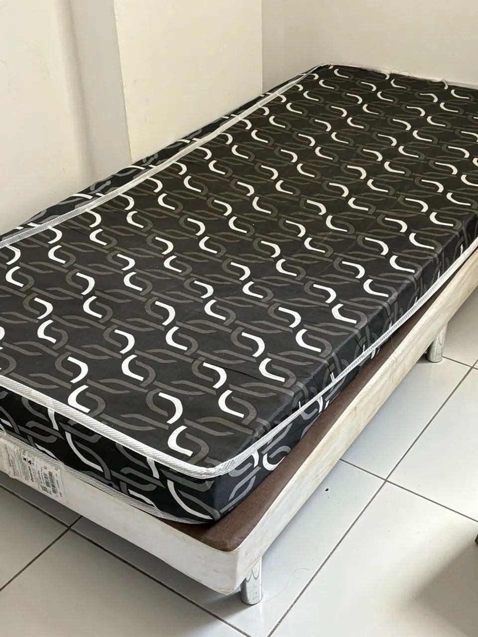Colchão de Solteiro com Base