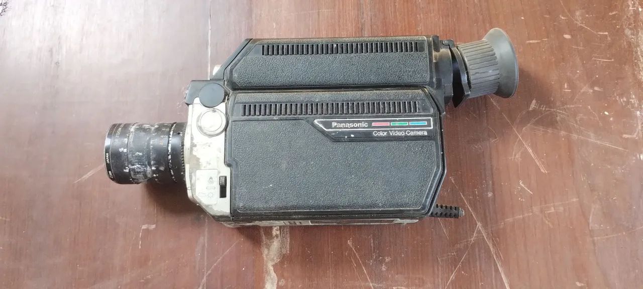 Filmadora antiga panasonic( não funciona )