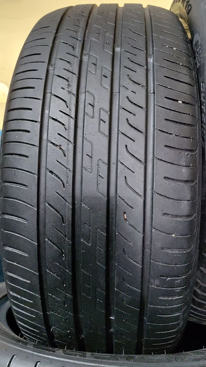 Pneus semi novo duster 215.6516 - Foto 2