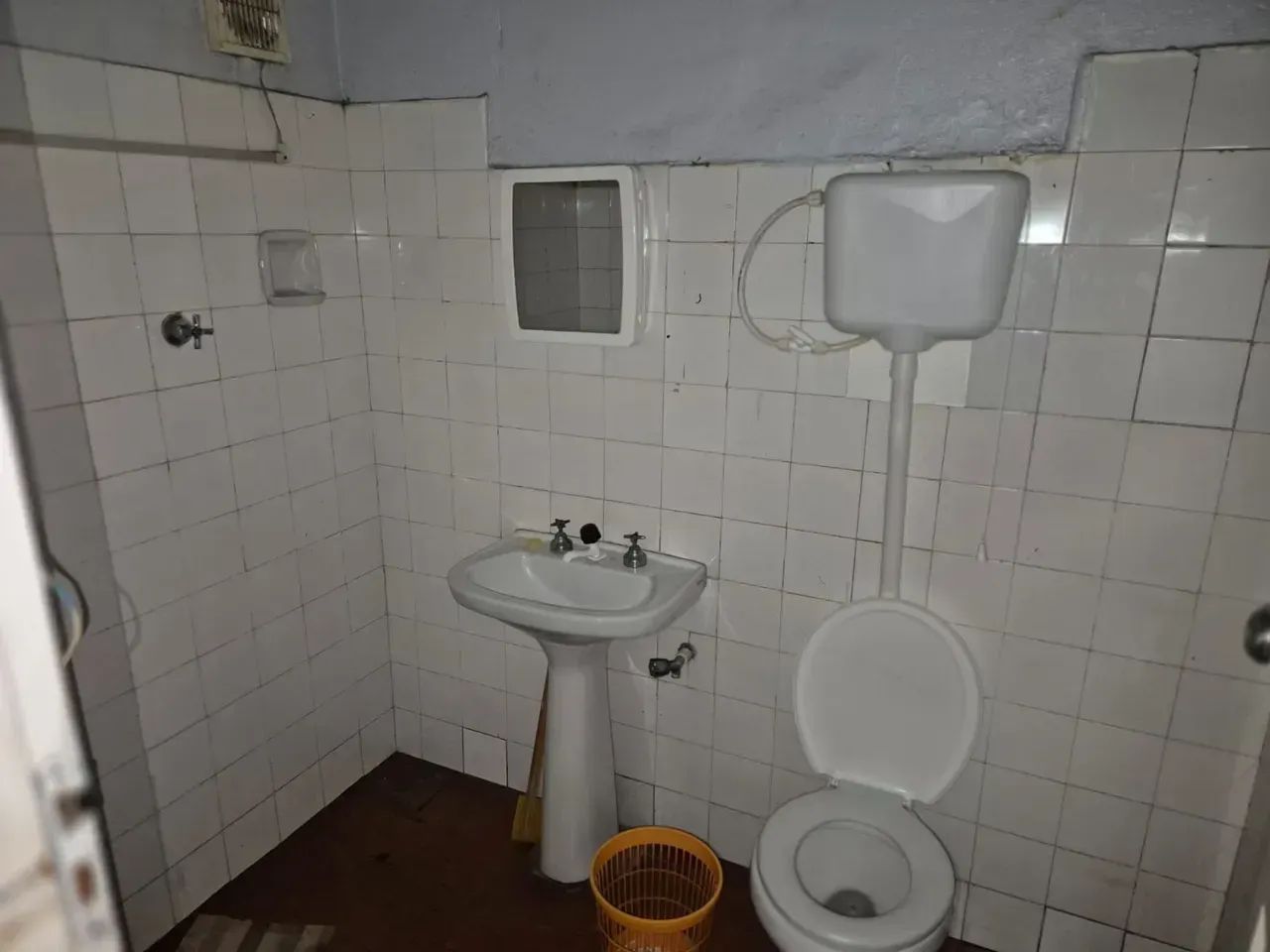 Sala comercial com 03 divisória - Centro - Foto 5