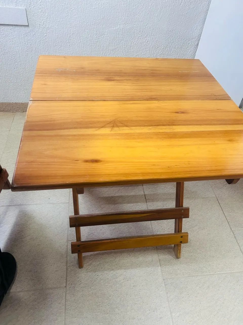 Mesa com 4 cadeiras dobráveis  - Foto 4