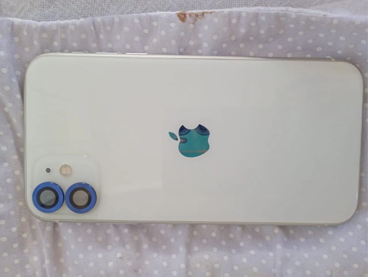 IPhone 11 64G - Foto 2