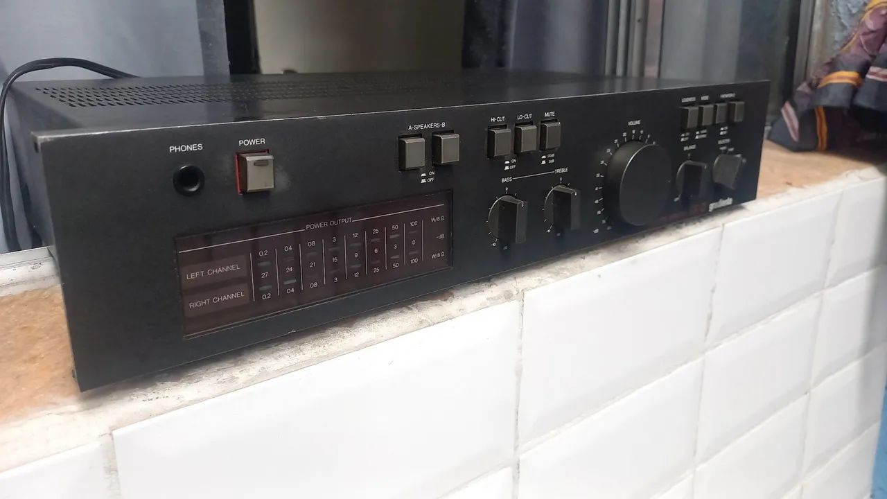 Amplificador gradiente modelo ia2 esotech  - Foto 2