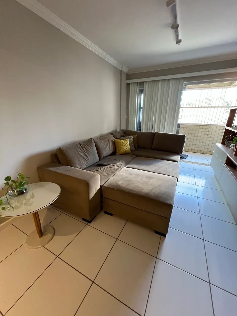 Vendo sofá 5 lugares - Excelente Estado  - Foto 2