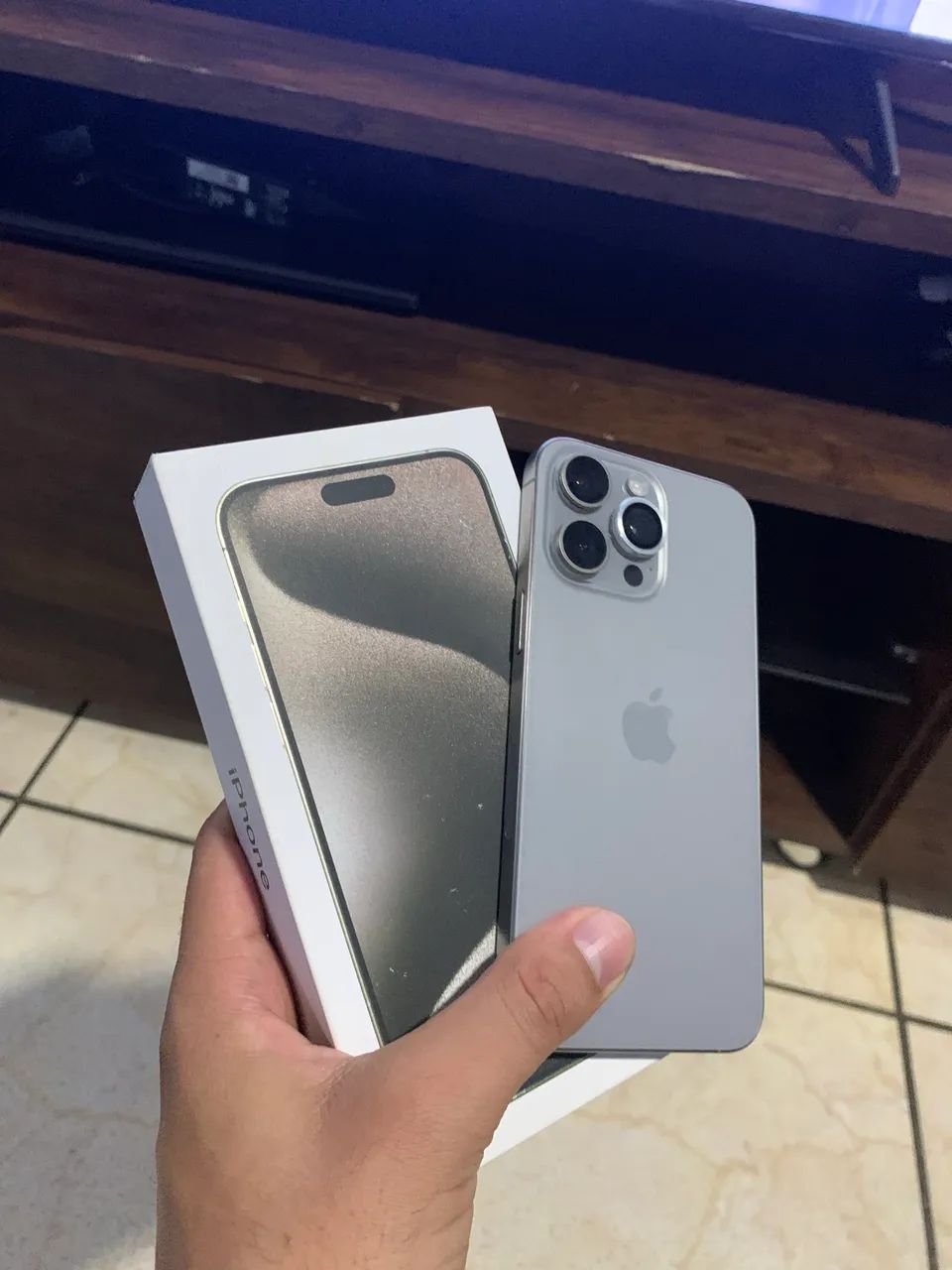 iPhone 15 pro Max 256 único dono  - Foto 2