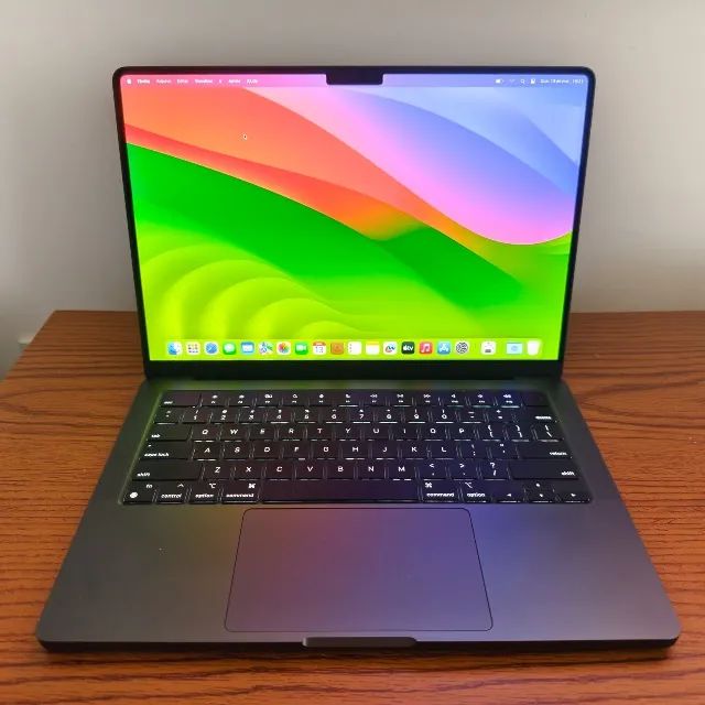 【新品同様】MacBook Pro 14 M3 Pro 18GB 512GB MACBOOK PRO 14 - M3 PRO, 18GB, 512GB - 34 CICLOS - SPACE GRAY