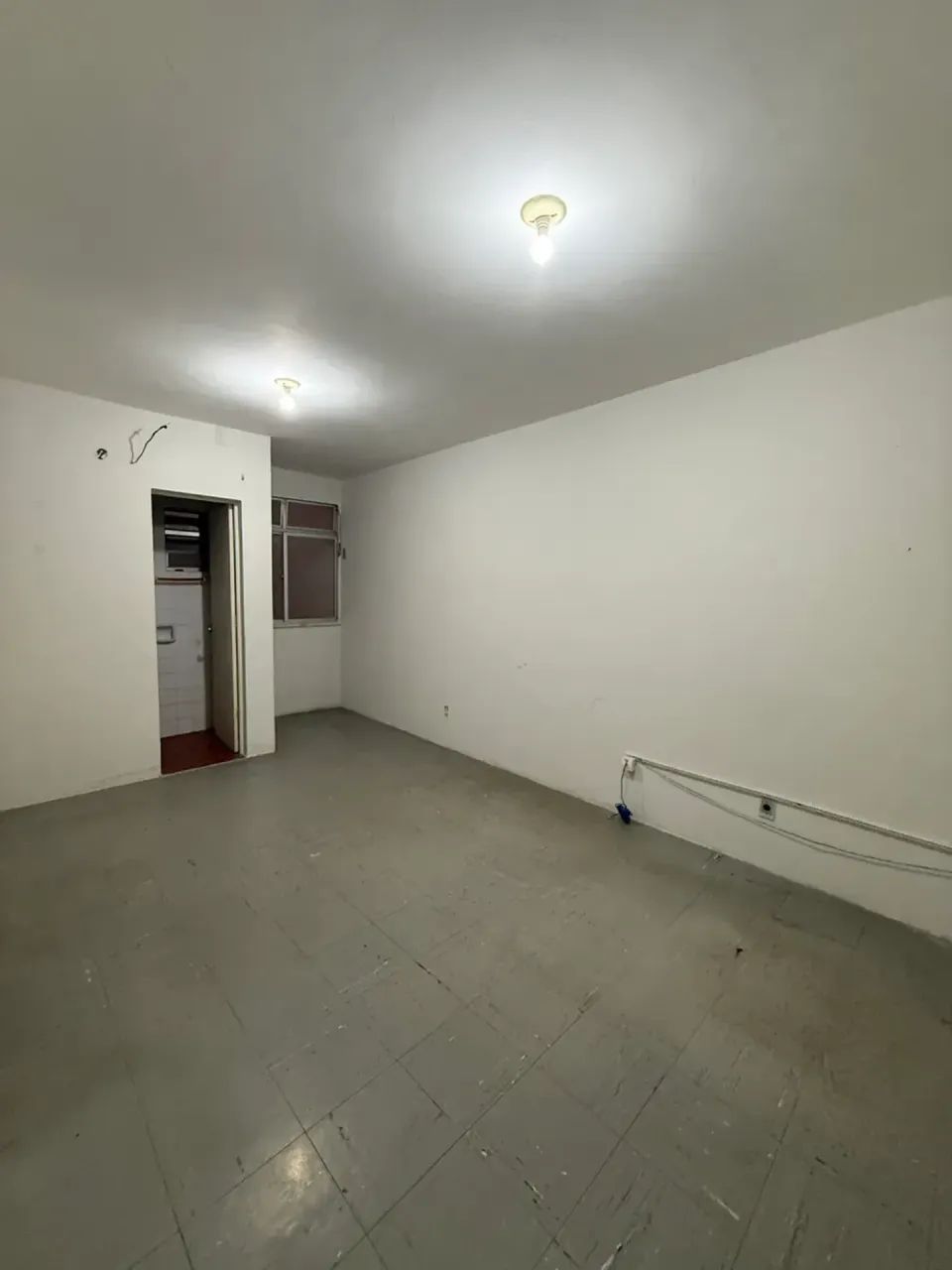 Ponto Comercial para alugar no Edifício Luciano Prado, Bairro Centro - Foto 2