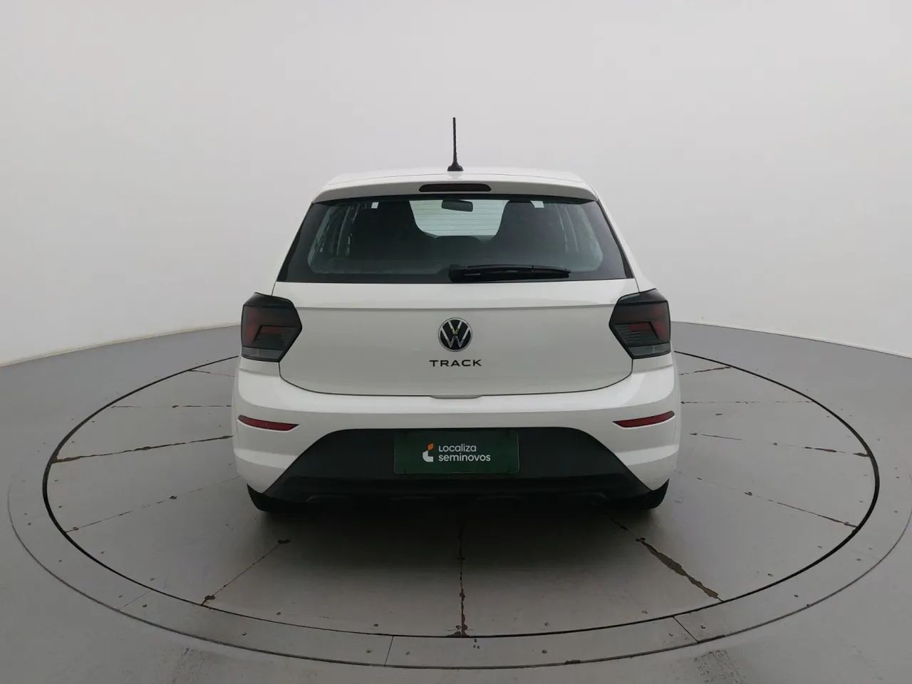 Volkswagen Polo Track 1.0 Flex 12V 5p, foto 4 de 18
