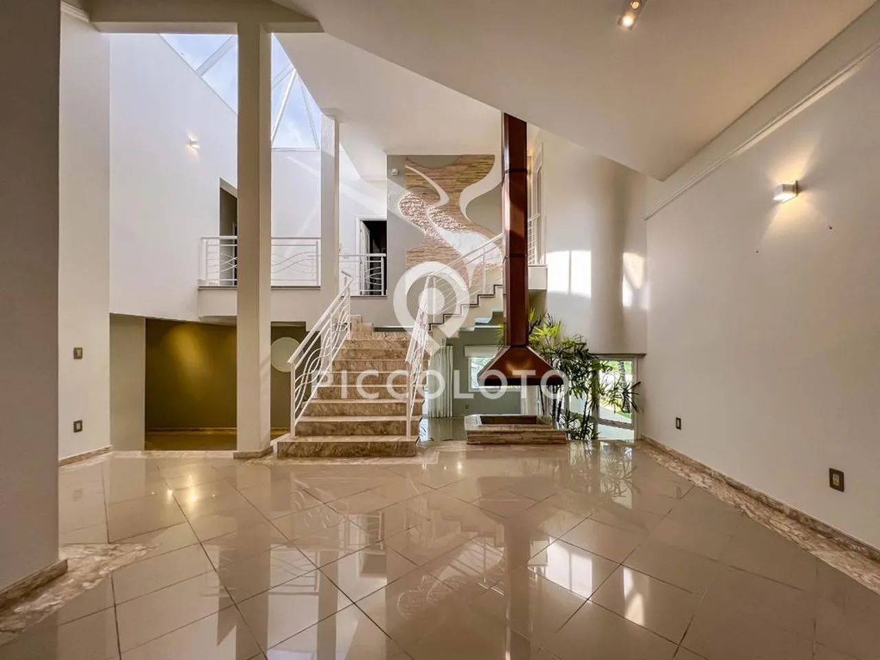 Sobrado à venda em Campinas, Loteamento Alphaville Campinas, com 4 quartos, com 400 m²