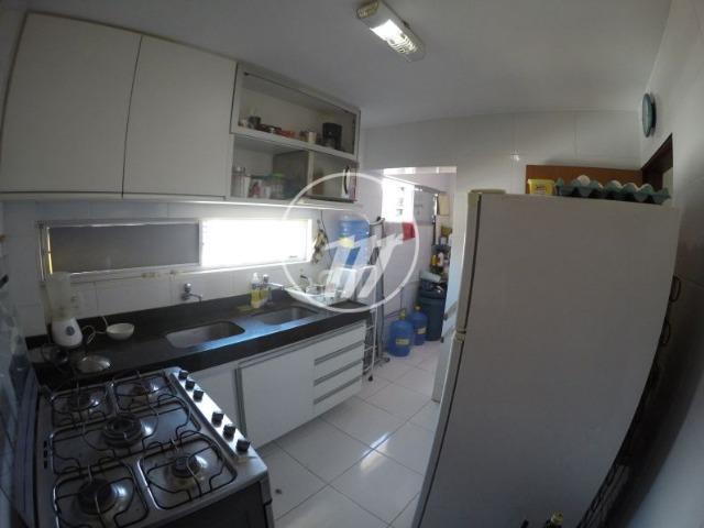 Apartamento com 125 m², 3/4 (sendo 02 suítes), na Ponta Verde. REF: V313 - Foto 13