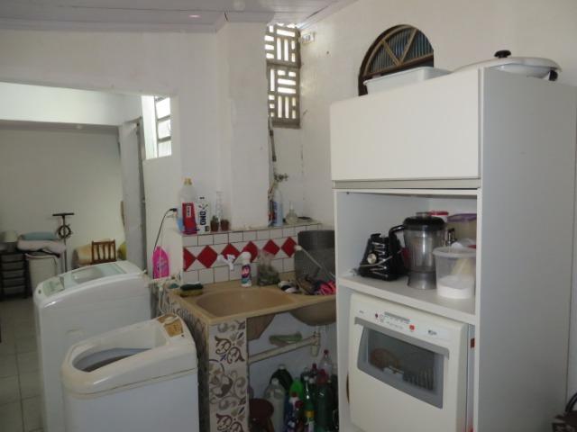 Vendo casa 3 quartos, uma suíte com churrasqueira. Estudo troca apartamento 3 quartos - Foto 15