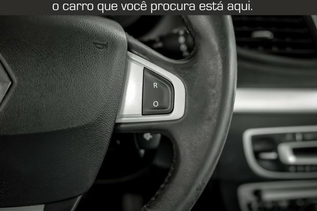 Renault Fluence 2.0 Dynamique Automatico ( Cambio CVT ) - Foto 13