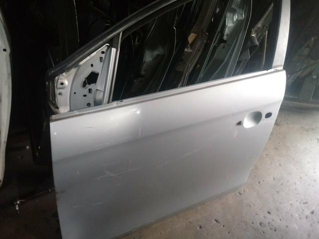 Porta dianteira esq fiat bravo