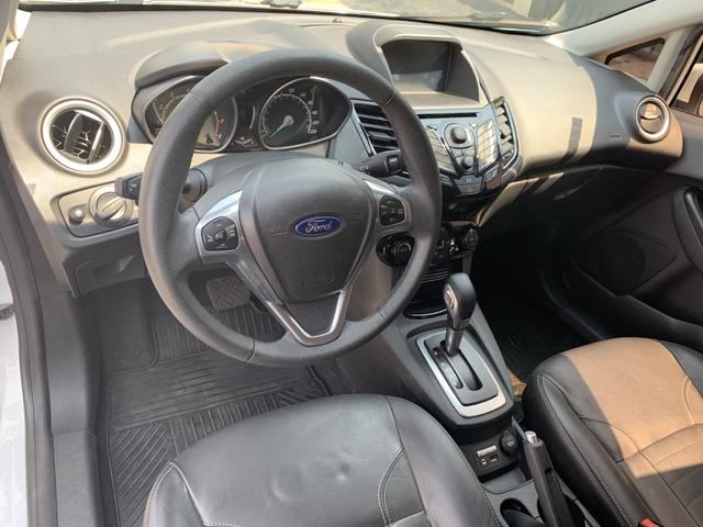 Newfiesta tittanium 1.6 completo 2015 - Foto 8