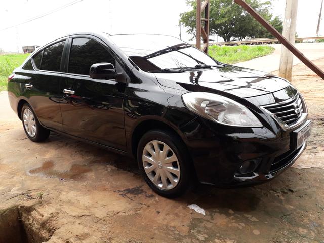 Vendo Nissan versa 2013