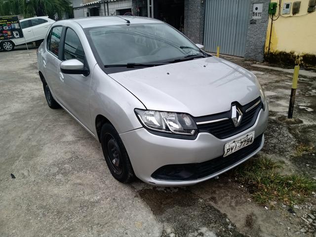 Renault Logan Expression 1.6 com GNV
