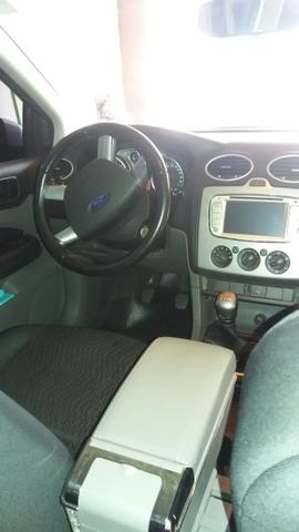 Focus - Foto 3