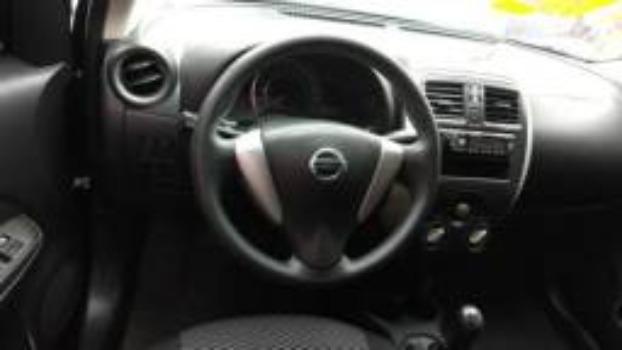 Nissan Versa ano 2018 entrada + parcelas R$ 829,00 fx cdc- gratis 2020 e gnv - Foto 5