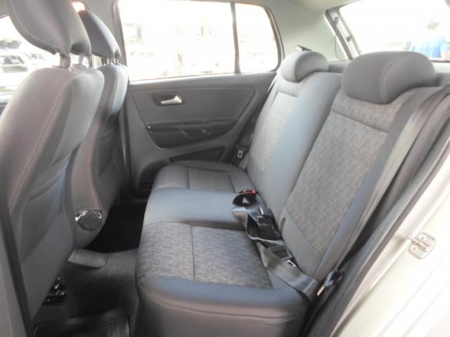 VOLKSWAGEN FOX 2013/2014 1.0 MI 8V FLEX 4P MANUAL - Foto 6
