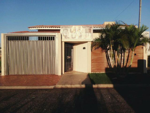 Vendo linda casa em Naviraí em ótima localização - Foto 7